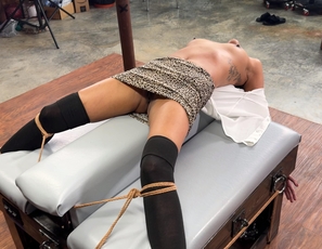 DME000119_BreathBondageTraining